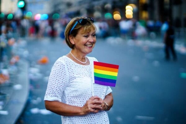 Viftflagga Pride (Regnbågsflagga) 3-pack - Bild 2